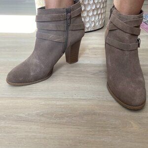Macy's INC High Blocked Heel Bootie, Suede Taupe 3.5" heel, size 11